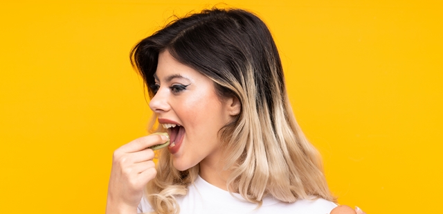 adobestock (אילוסטרציה) Food feed: שילוב בין עוגיות לתה. adobestock (אילוסטרציה)