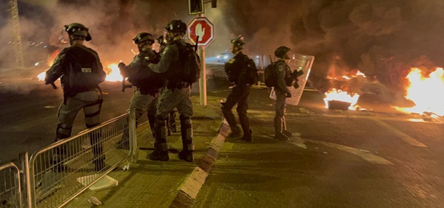 אמ;לק: הסלמה, טילים, מהומות ואזעקות. באדיבות דוברות משטרת ישראל