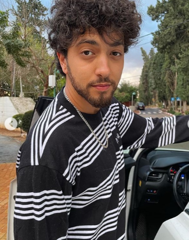 רועי קורנבלום: ״אני אמן שנהיה פליט ריאליטי על הדרך, לא פליט ריאליטי שנהיה אמן״ צילום מסך מהאינסטגרם