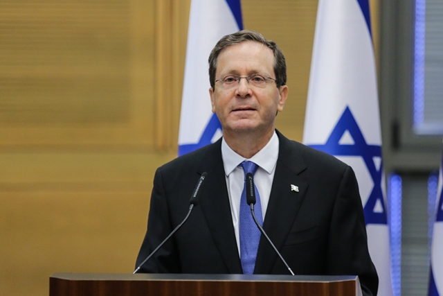 טופ 10: הדברים שחייבים לדעת על הנשיא החדש אלכס קולומויסקי