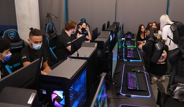 הצצה מקרוב: כך נראית אקדמיית הגיימינג המיוחדת חגי דקל