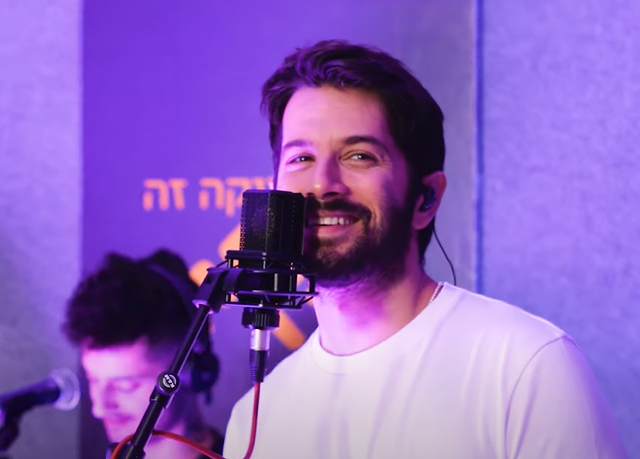 סיכומוזיקלי: גיא ויהל בחידוש ורן דנקר ממשיך לרגש צילום מסך מהקליפ