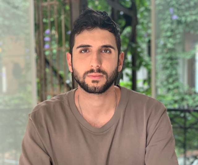 מתוודה: הכירו את האיש שמאחורי עמוד האינסטגרם "קונפי" אלבום פרטי