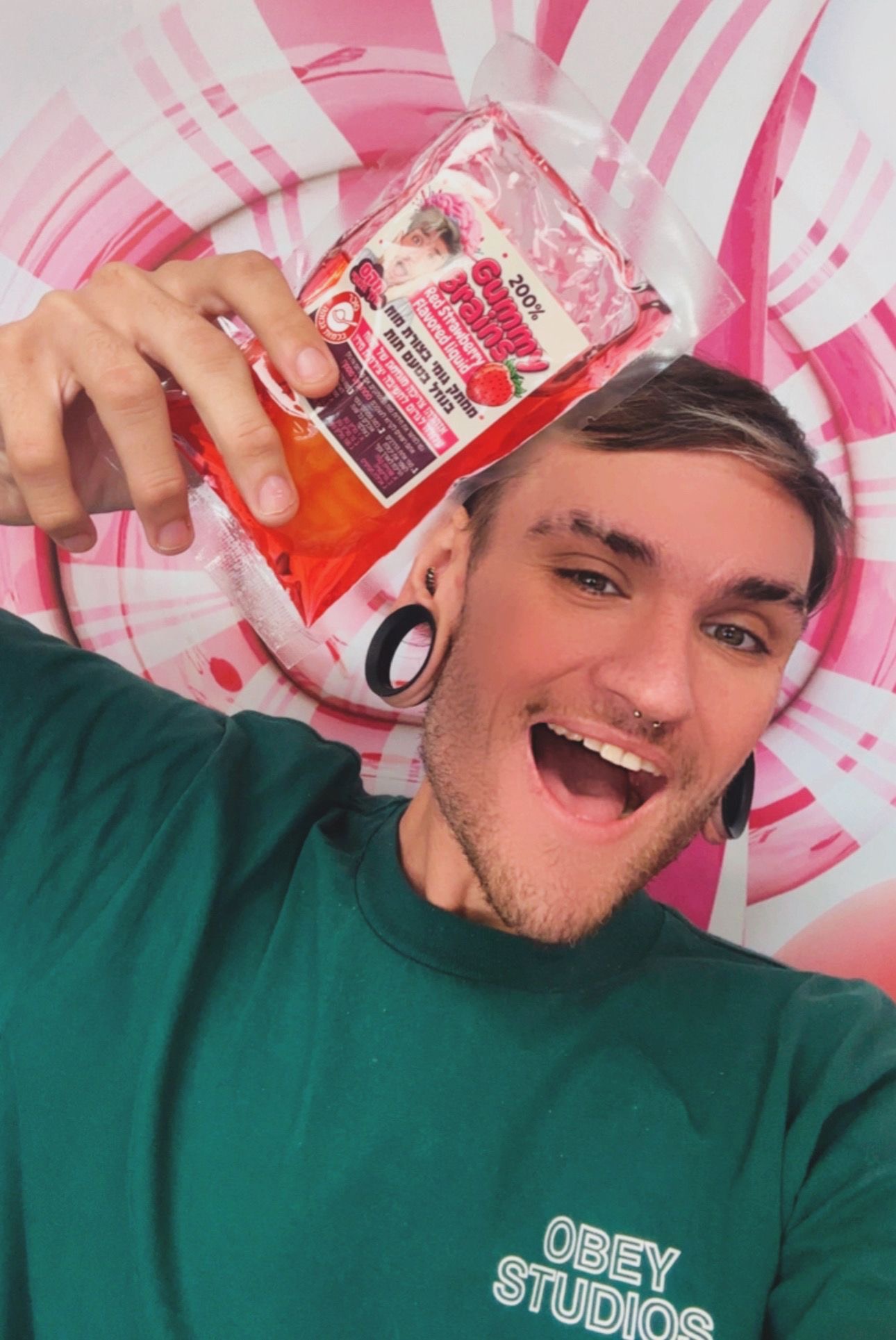 מגשים חלום: מקס בחמן משיק מוצר חדש ומקורי- "המוח של מלך הגומי" אור גפן