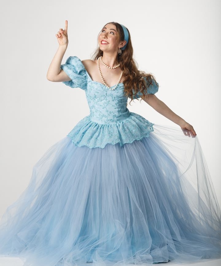 דנה בן סימון: "המשחק הפך אותי להיות יותר אחראית על החיים שלי". בני גמזו